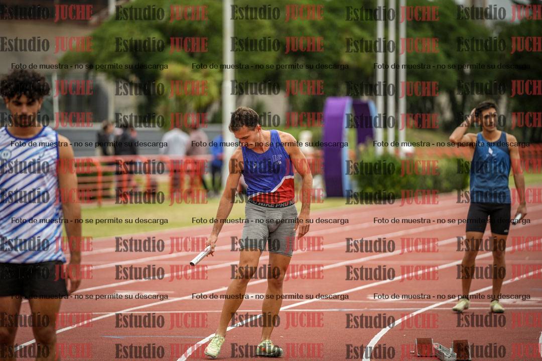 Fotos de las postas 4x400 m llanos de varones