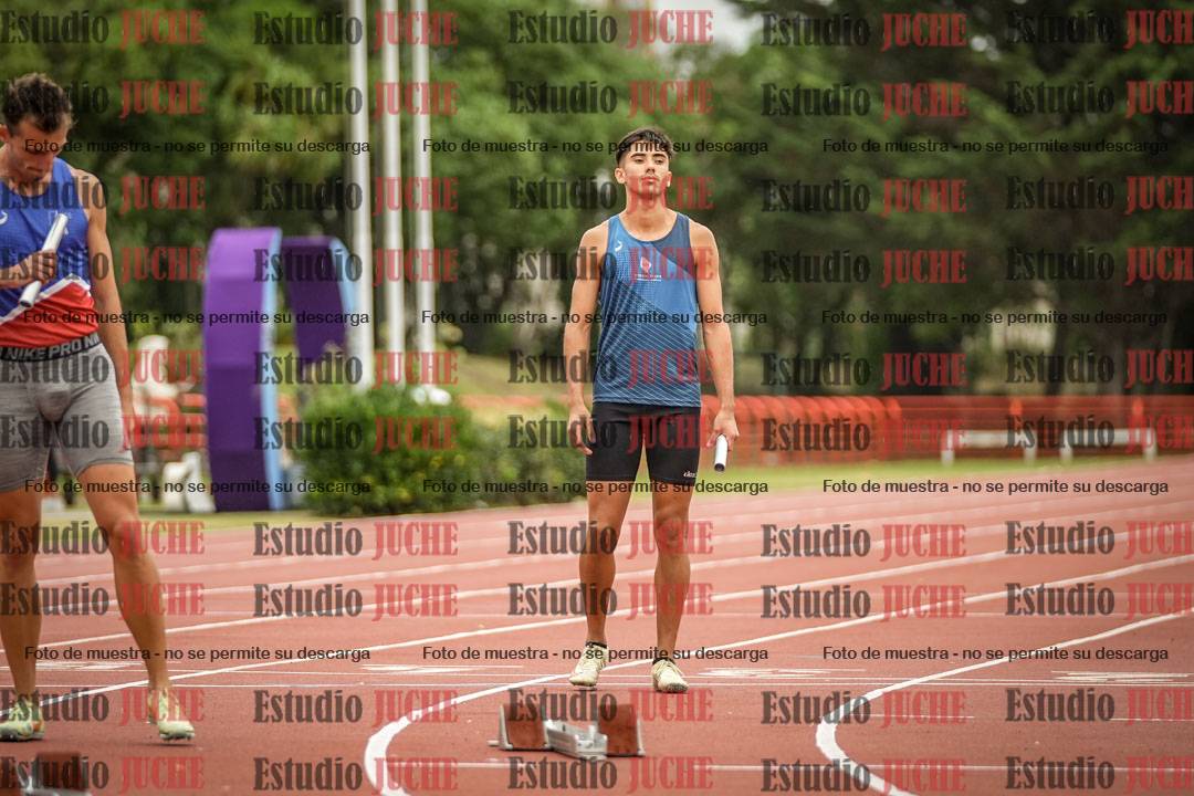 Fotos de las postas 4x400 m llanos de varones