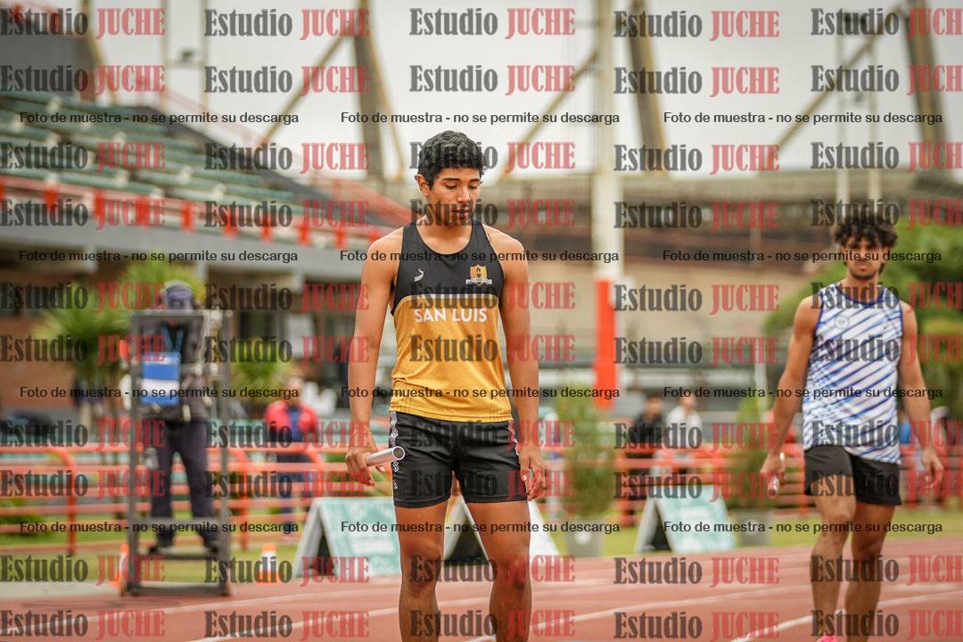 Fotos de las postas 4x400 m llanos de varones