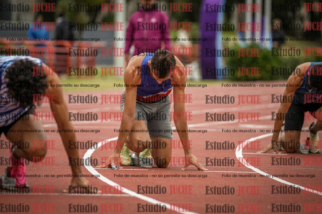 Fotos de las postas 4x400 m llanos de varones
