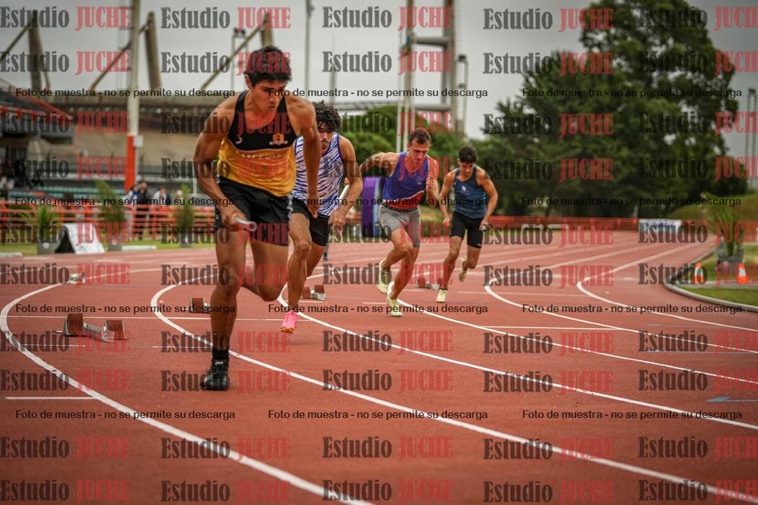 Fotos de las postas 4x400 m llanos de varones