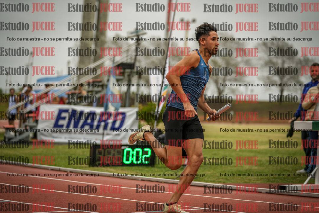 Fotos de las postas 4x400 m llanos de varones