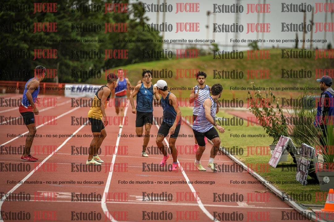 Fotos de las postas 4x400 m llanos de varones