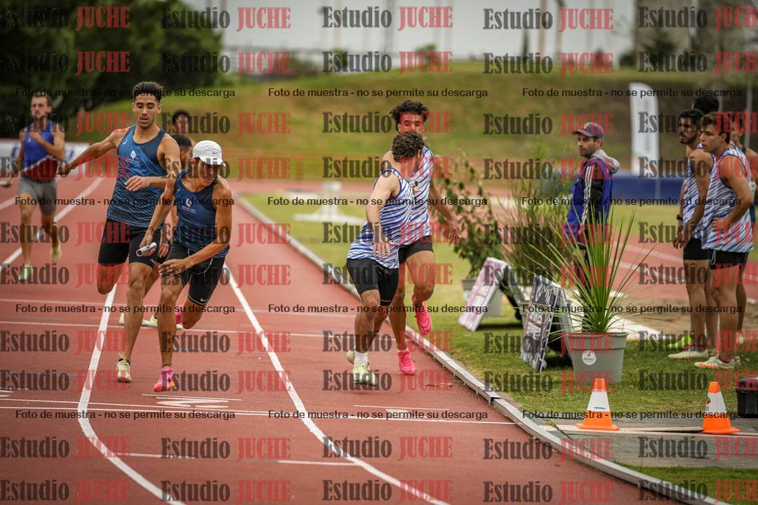 Fotos de las postas 4x400 m llanos de varones