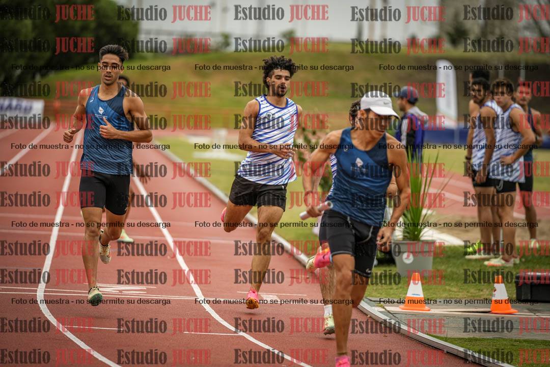 Fotos de las postas 4x400 m llanos de varones