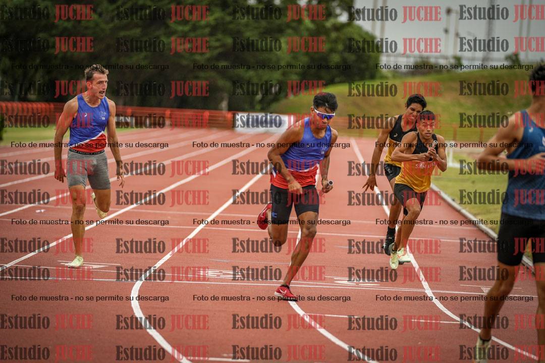 Fotos de las postas 4x400 m llanos de varones