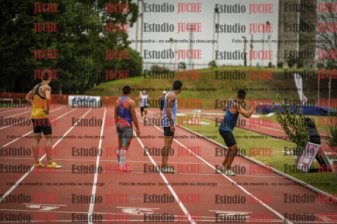 Fotos de las postas 4x400 m llanos de varones