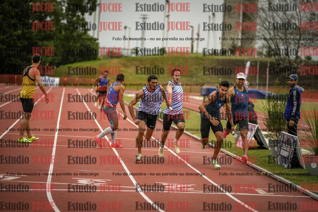 Fotos de las postas 4x400 m llanos de varones