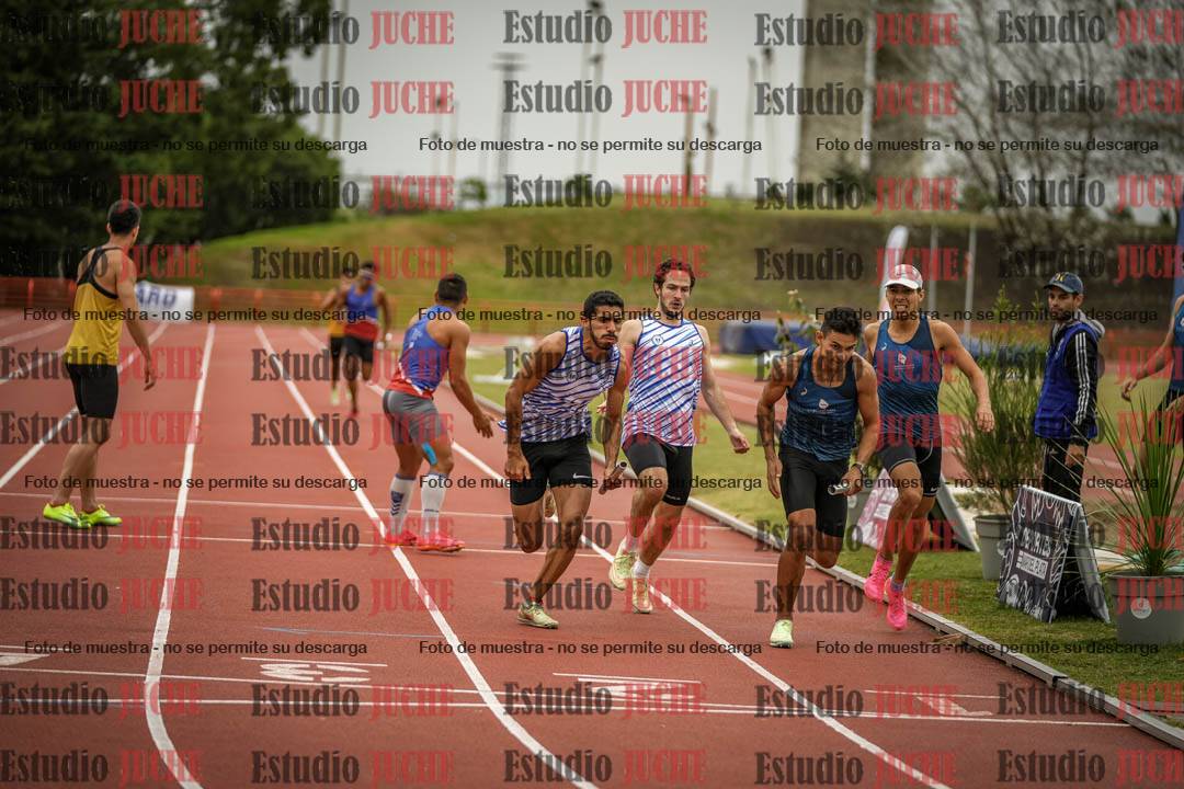 Fotos de las postas 4x400 m llanos de varones