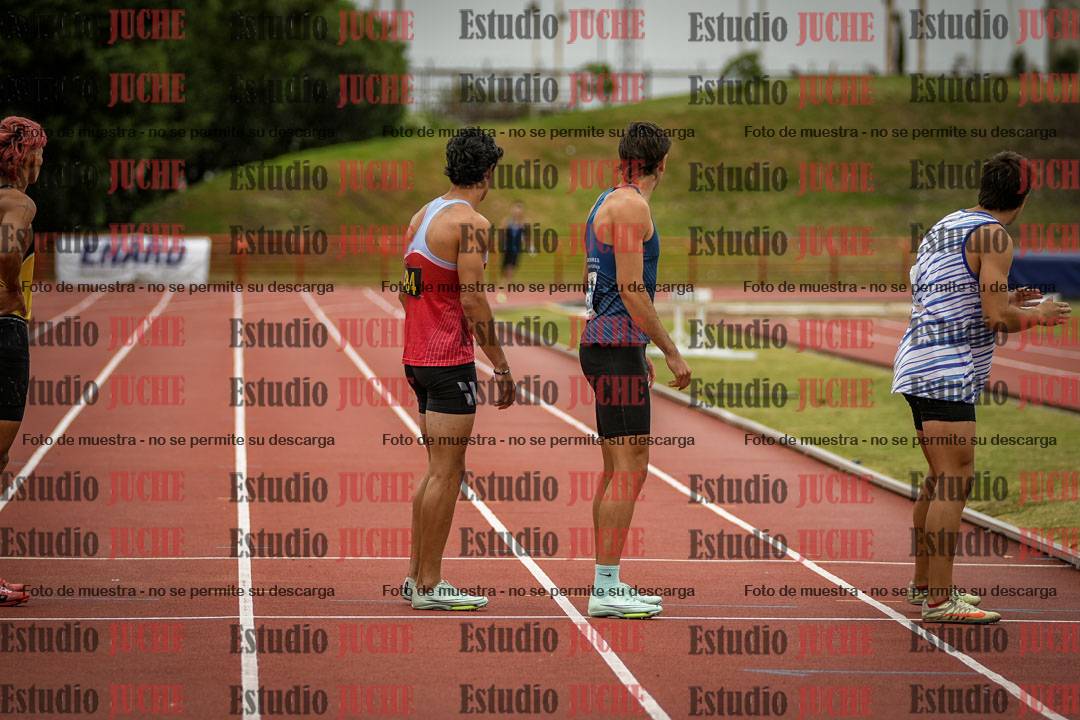 Fotos de las postas 4x400 m llanos de varones