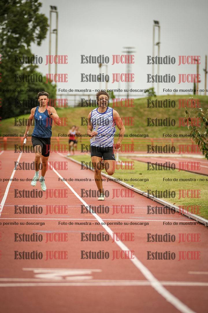 Fotos de las postas 4x400 m llanos de varones