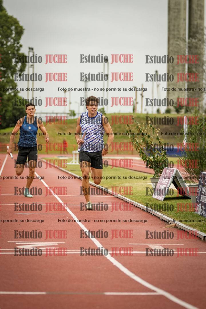 Fotos de las postas 4x400 m llanos de varones