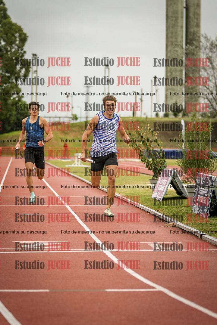 Fotos de las postas 4x400 m llanos de varones