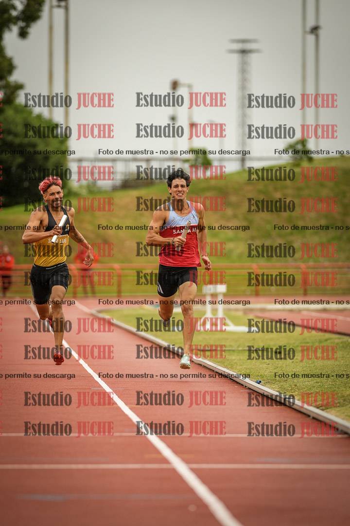 Fotos de las postas 4x400 m llanos de varones