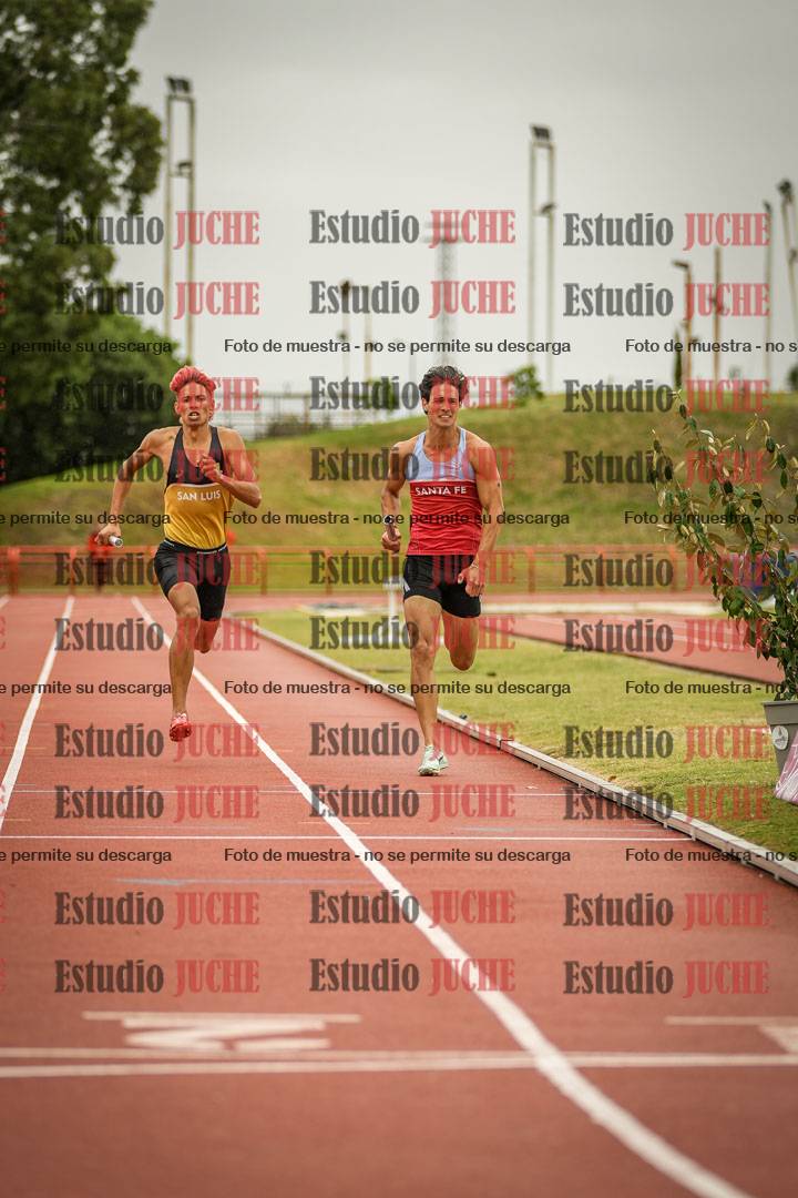 Fotos de las postas 4x400 m llanos de varones