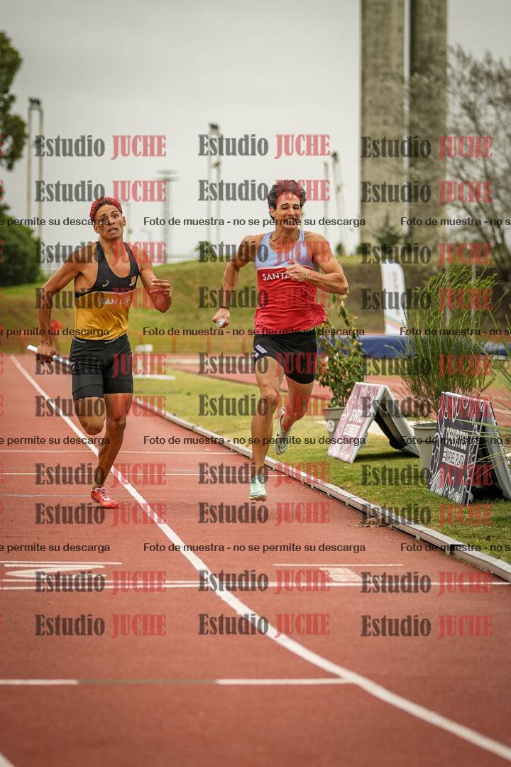 Fotos de las postas 4x400 m llanos de varones