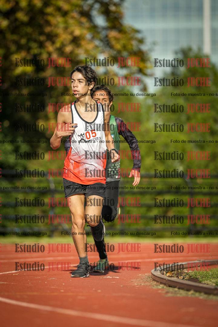 Fotos de los 2400 m llanos de varones