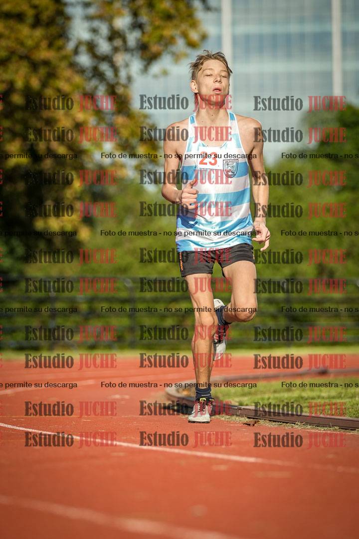 Fotos de los 2400 m llanos de varones