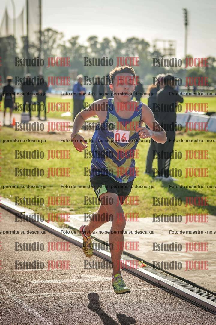 Fotos de los 2400 m llanos de varones