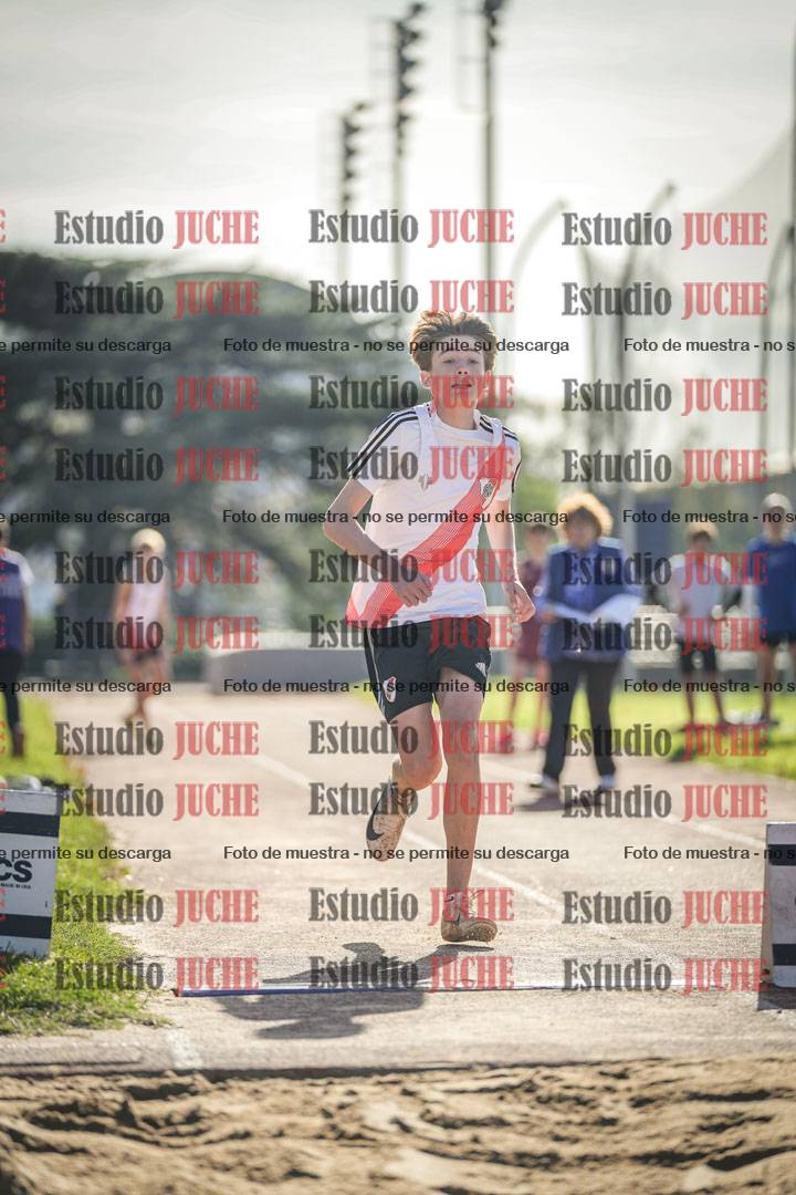 Fotos del salto en largo varones - U14