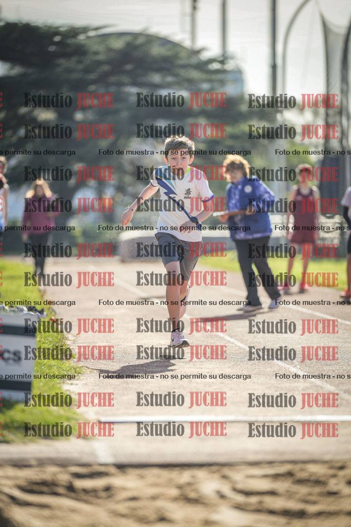 Fotos del salto en largo varones - U14