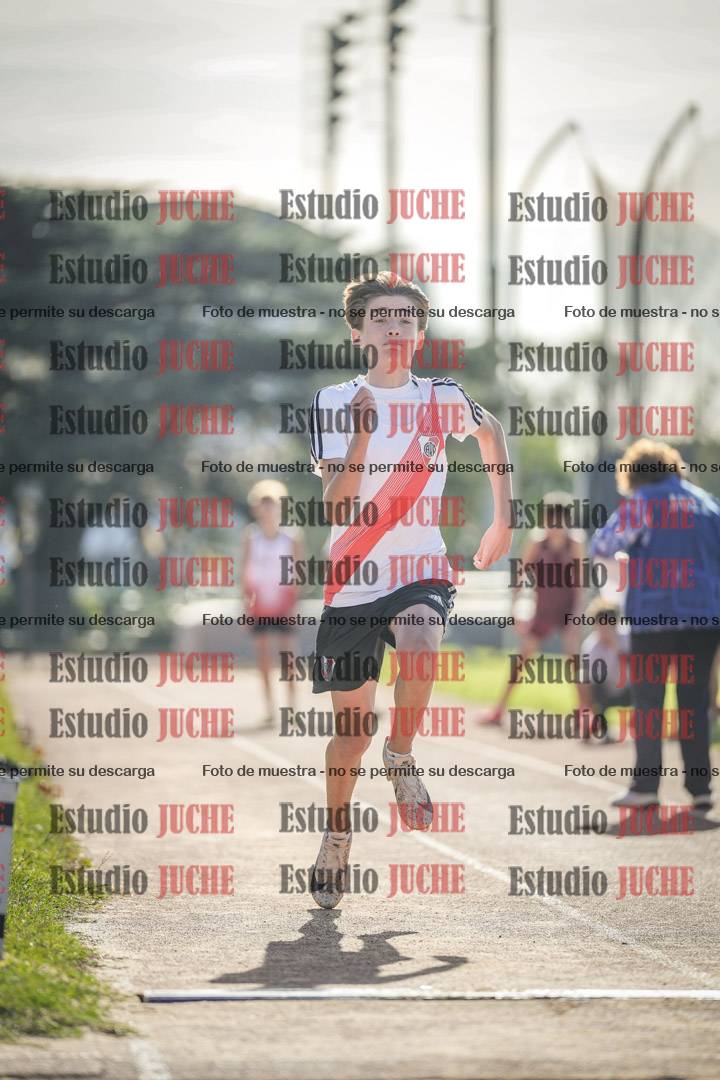 Fotos del salto en largo varones - U14