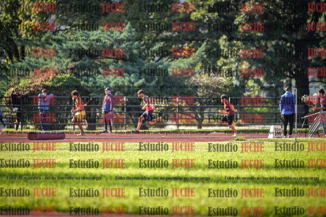 Fotos de los 200 m llanos de varones