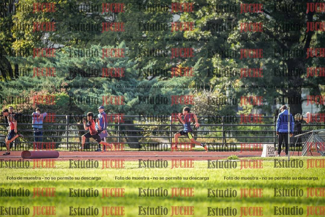Fotos de los 200 m llanos de varones