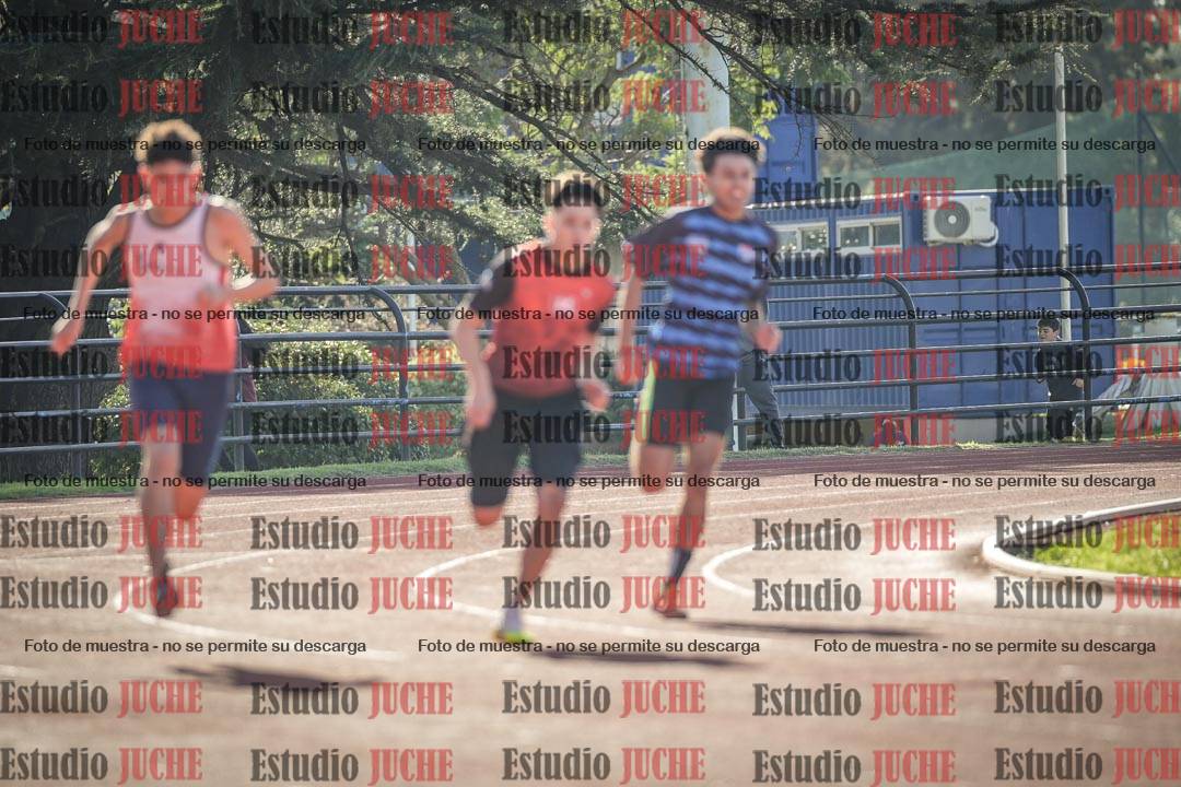 Fotos de los 200 m llanos de varones