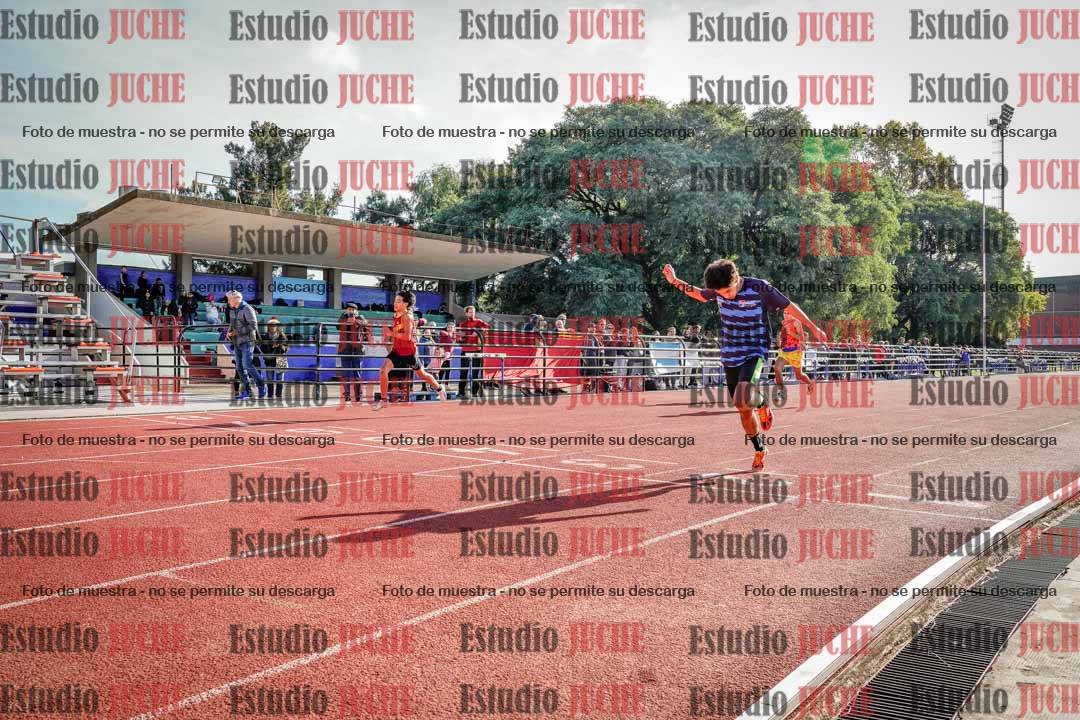 Fotos de los 200 m llanos de varones