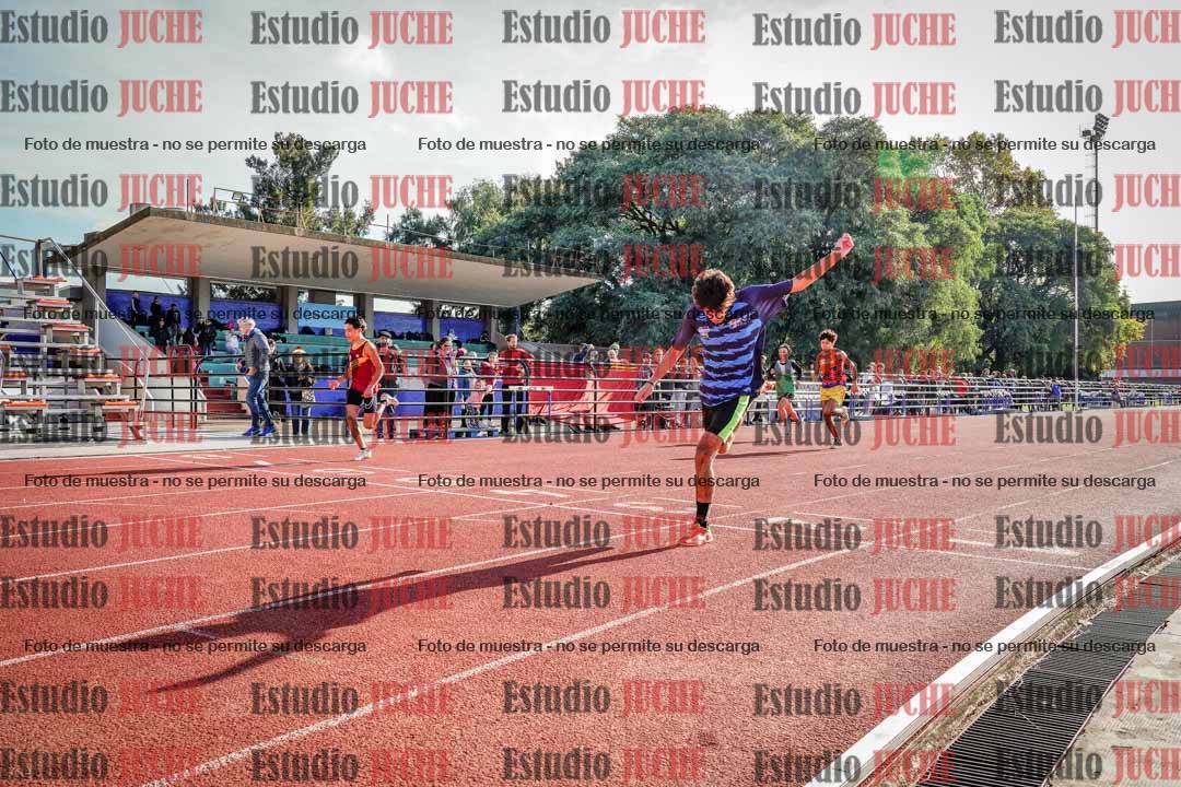 Fotos de los 200 m llanos de varones