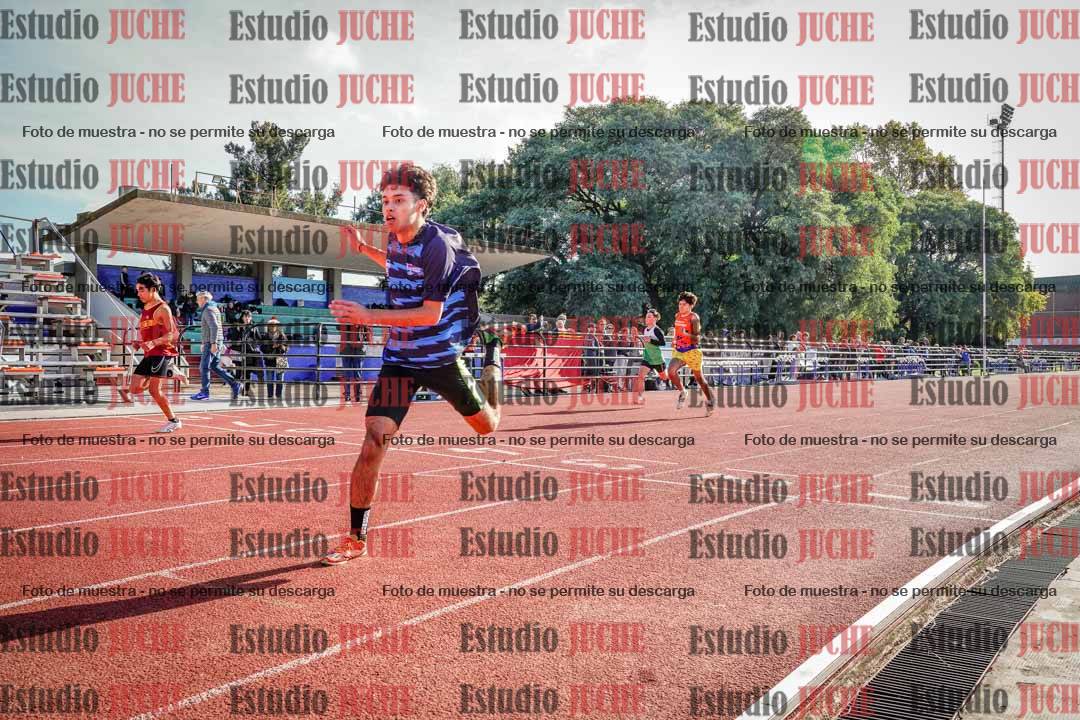 Fotos de los 200 m llanos de varones