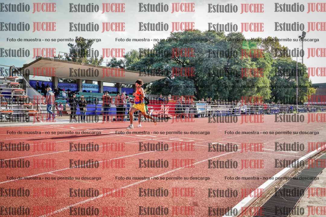 Fotos de los 200 m llanos de varones