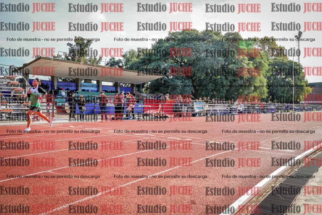Fotos de los 200 m llanos de varones
