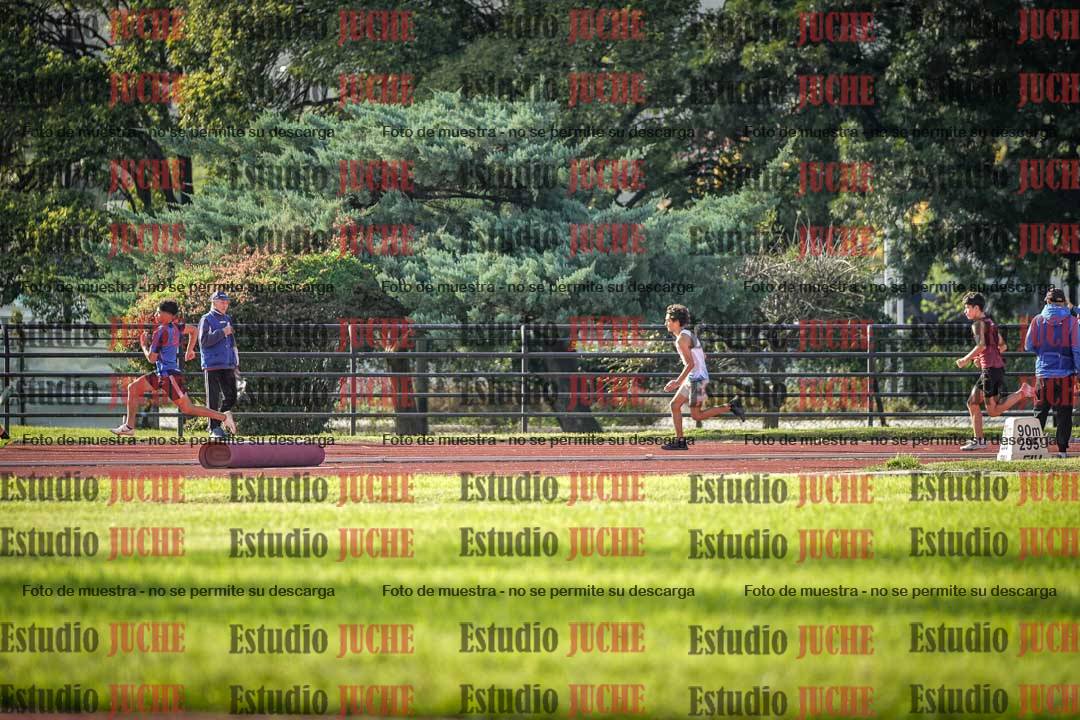 Fotos de los 200 m llanos de varones