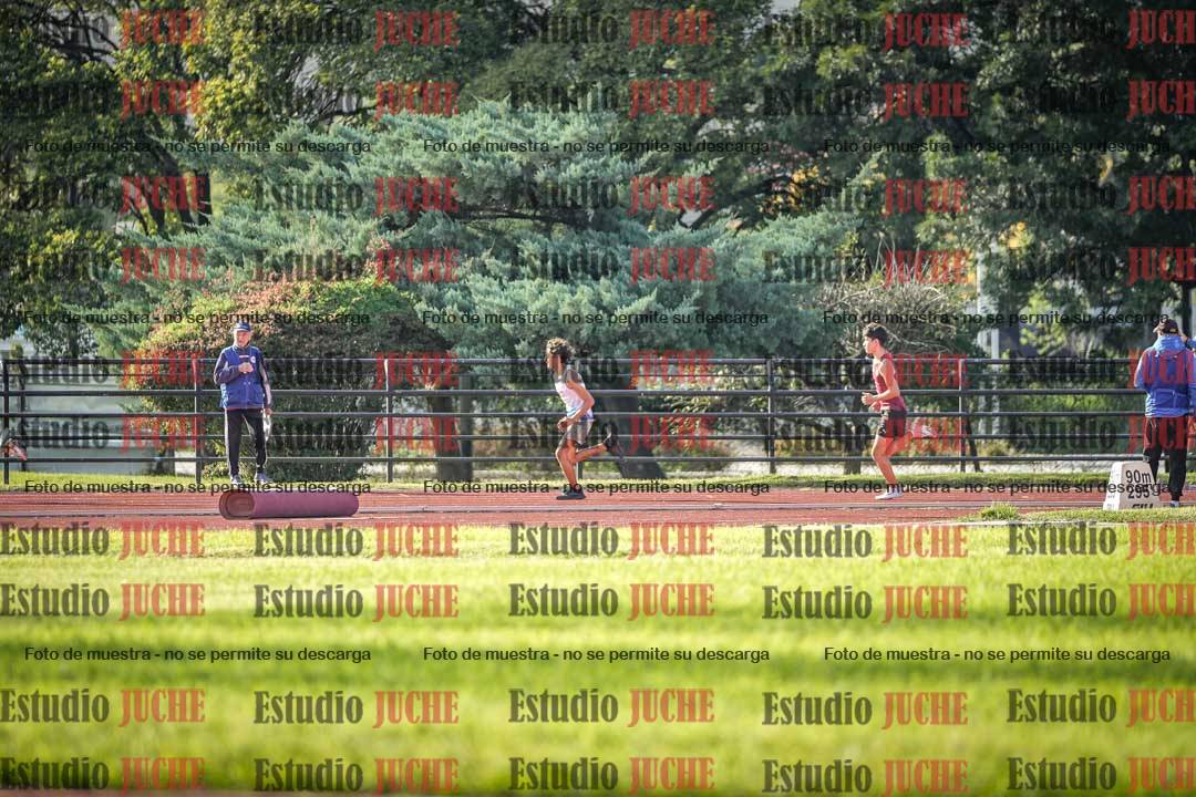 Fotos de los 200 m llanos de varones
