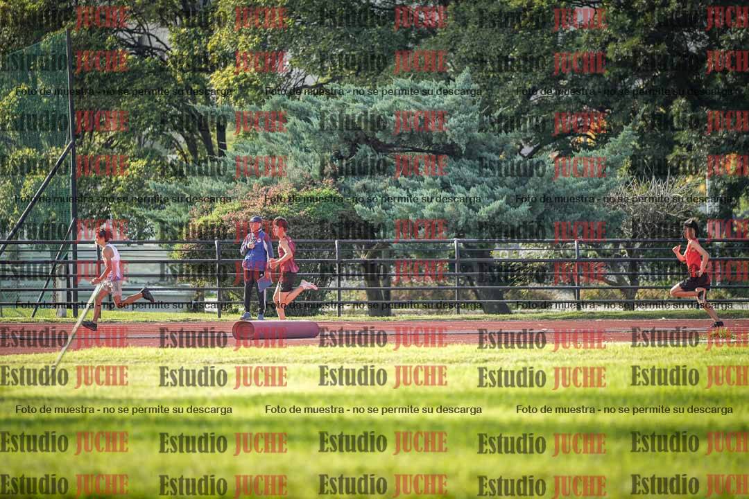 Fotos de los 200 m llanos de varones