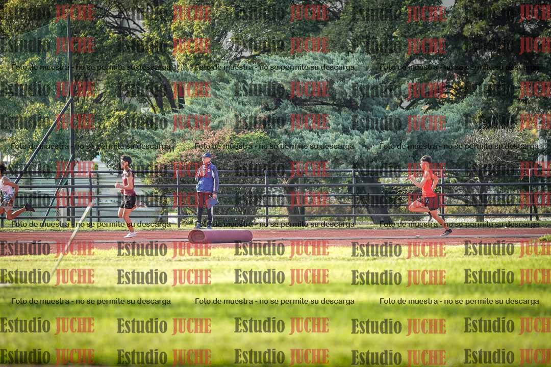 Fotos de los 200 m llanos de varones