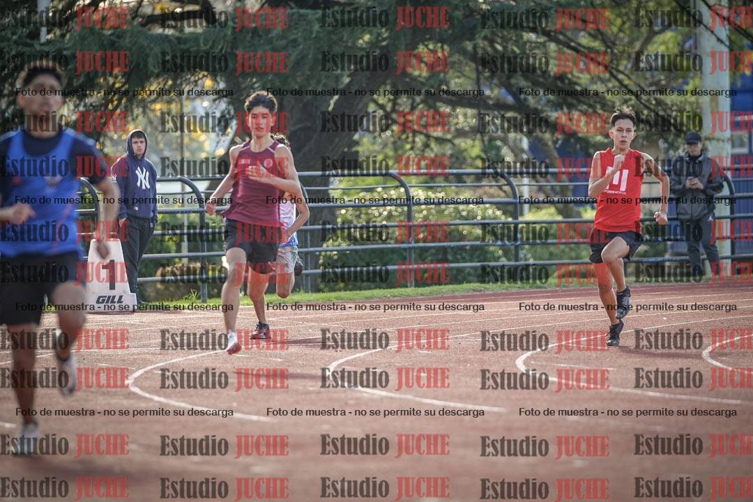 Fotos de los 200 m llanos de varones