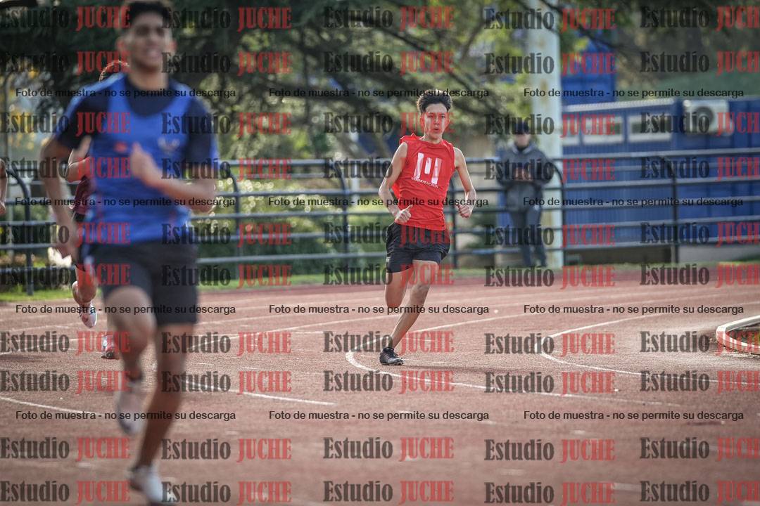 Fotos de los 200 m llanos de varones