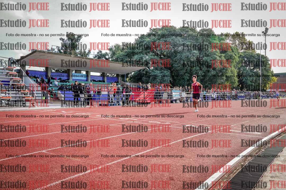 Fotos de los 200 m llanos de varones