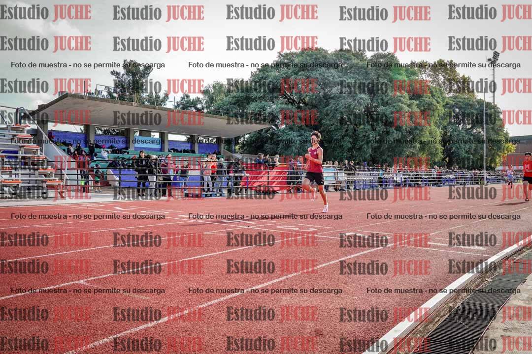 Fotos de los 200 m llanos de varones