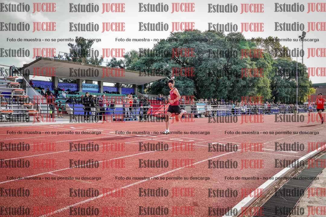 Fotos de los 200 m llanos de varones