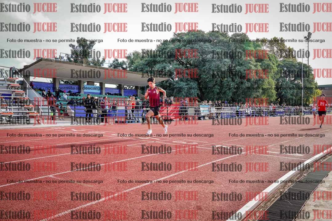 Fotos de los 200 m llanos de varones