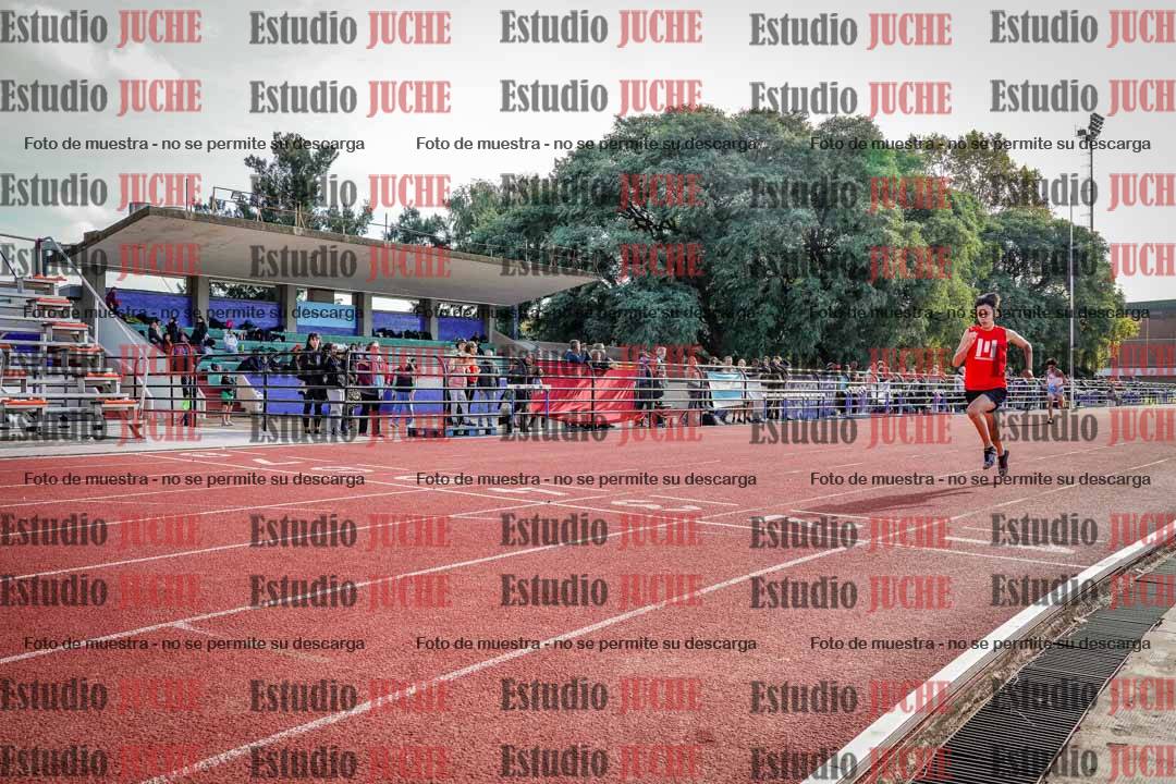 Fotos de los 200 m llanos de varones