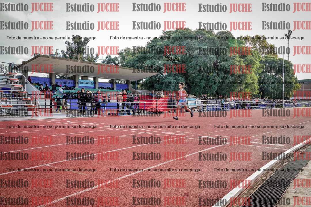 Fotos de los 200 m llanos de varones