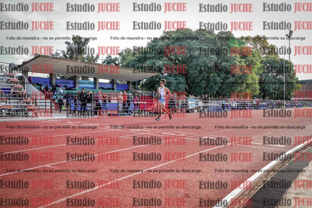 Fotos de los 200 m llanos de varones