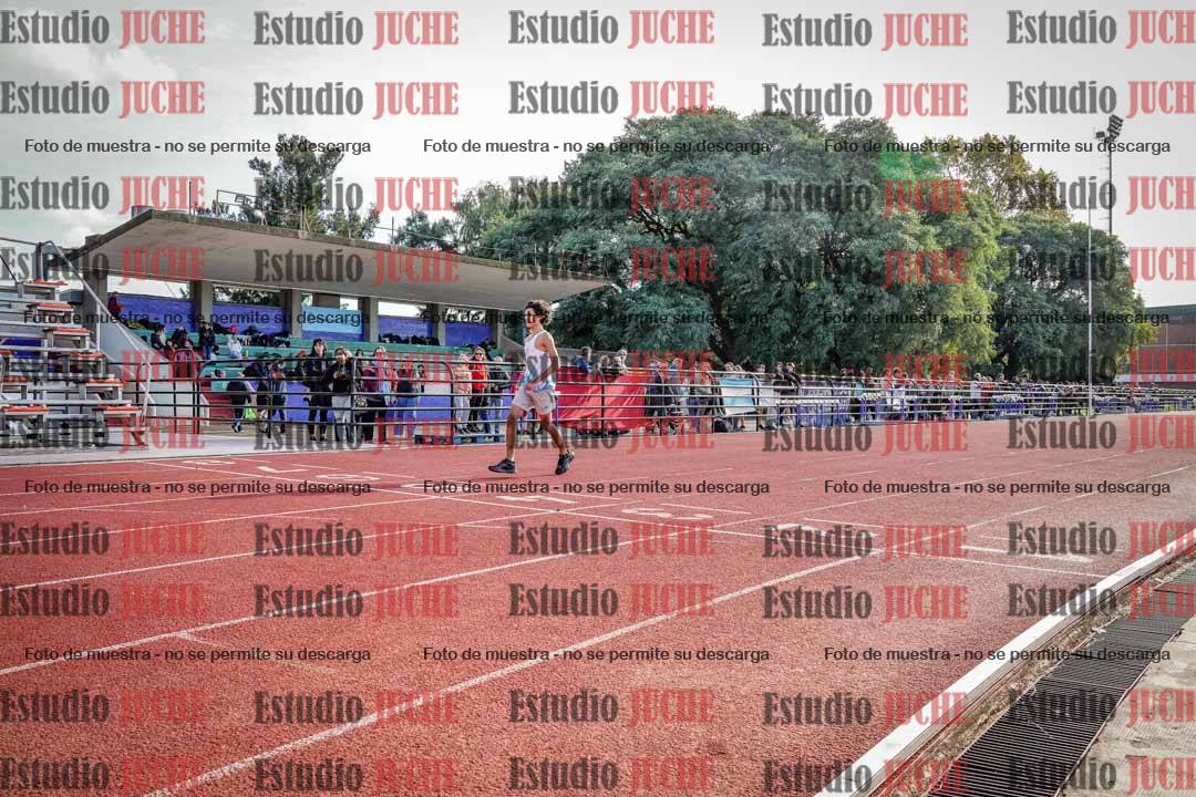 Fotos de los 200 m llanos de varones