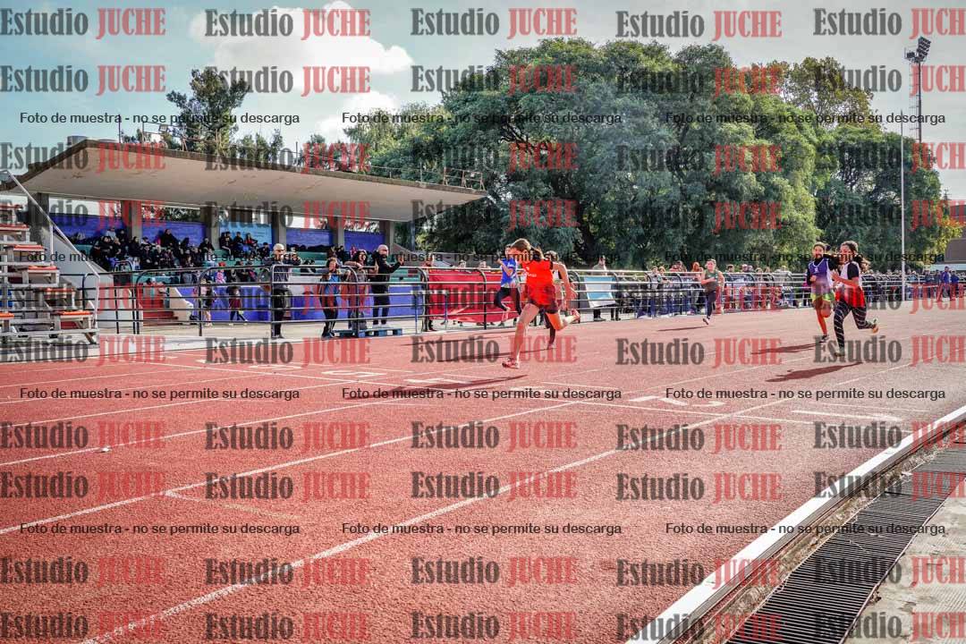 Fotos de los 50 m llanos de mujeres