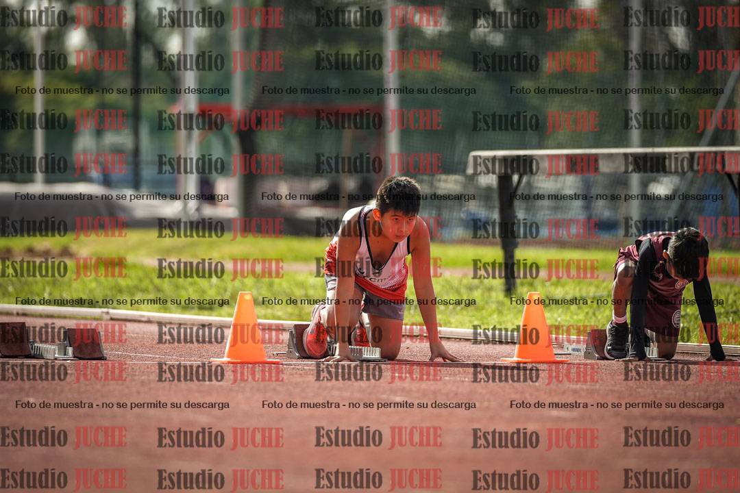 Fotos de los 50 m llanos de varones